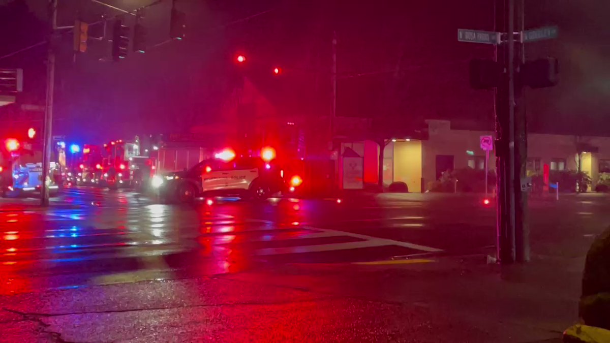 N Greeley is closed south of Rosa Parks, as @PDXFire responds to a house fire