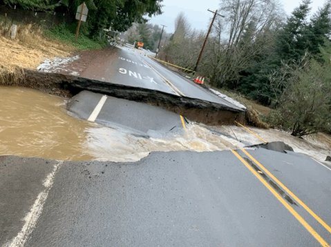 road collapse of OR 47 in Mist. OR 47 is closed in both directions at MP 11.89
at the intersection with OR 202, Nehalem Highway