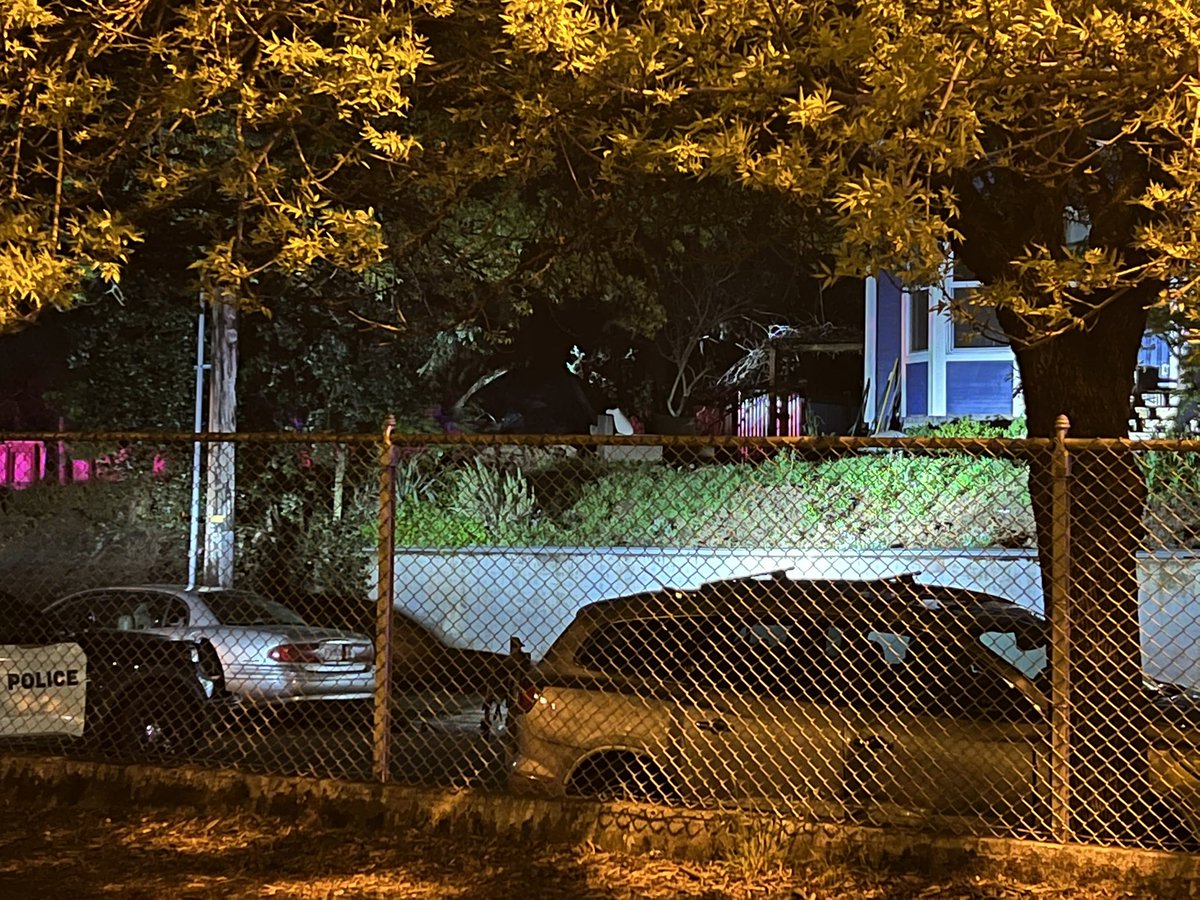 Another view of the home PPB officers have narrowed their focus to in an apparent shooting investigation near the King School on NE Grand 