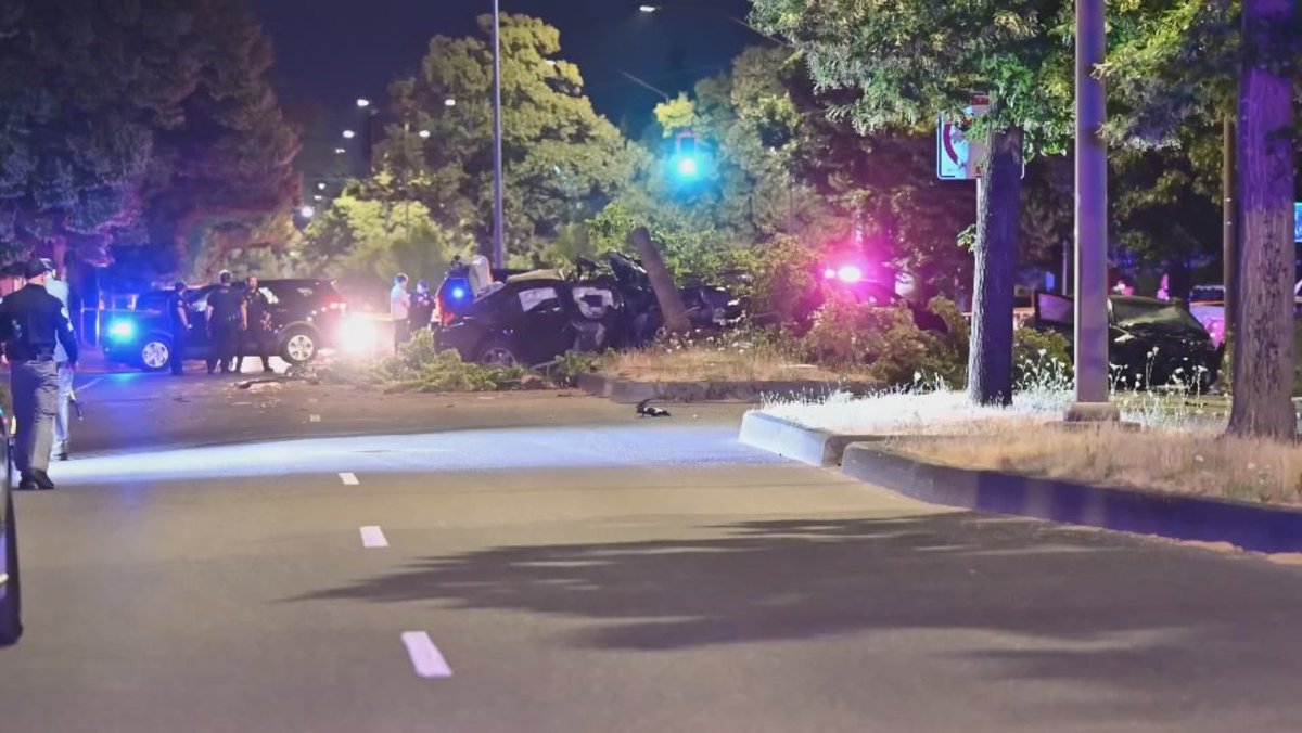 A third person has died following a crash on SE Powell Boulevard last night.  dead, 2 hospitalized after crash on SE Powell Boulevard