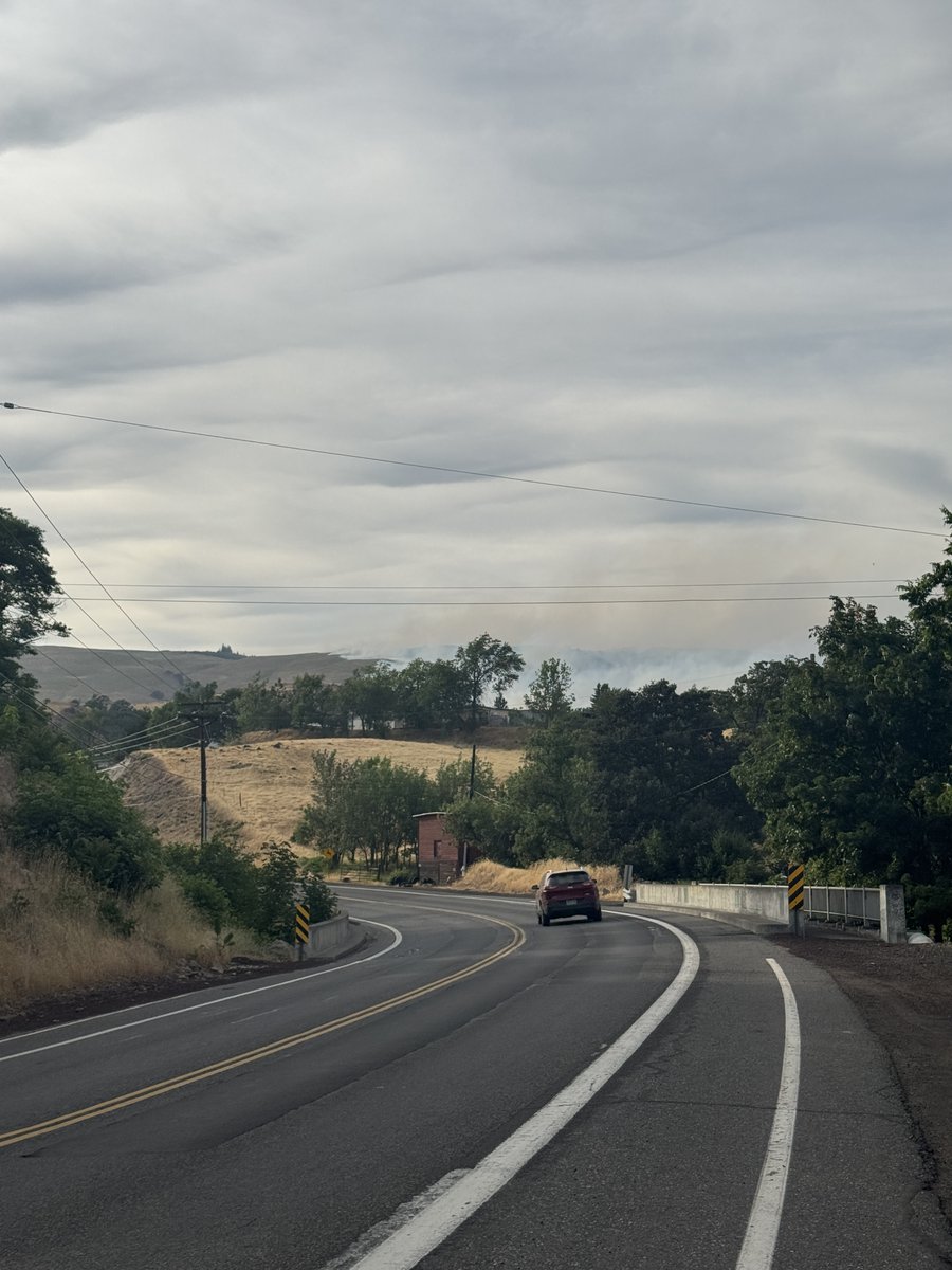 Evacuation from Rowena Ferry Rd. east to River Rd. Seven Mile Hill Rd to Mountain View Dr., south to Chenowith Creek Rd and Browns Creek Rd., east to W 7th St. LEVEL 2 BE SET Evacuation Snipes, west to Chenoweth