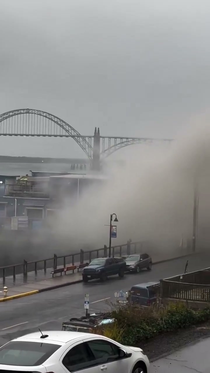Ammonia tank explodes at seafood facility in Newport, Oregon. Area being evacuated
