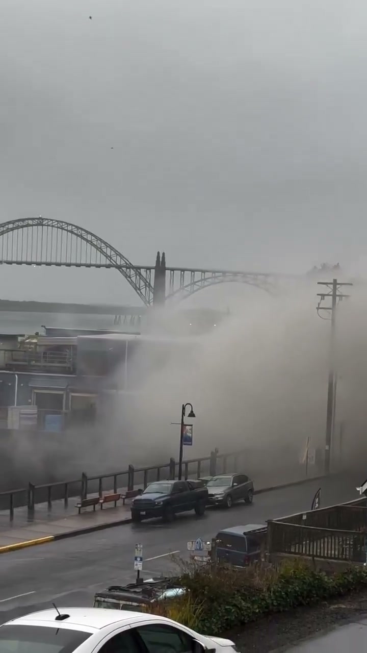 Ammonia tank explodes at seafood facility in Newport, Oregon. Area being evacuated